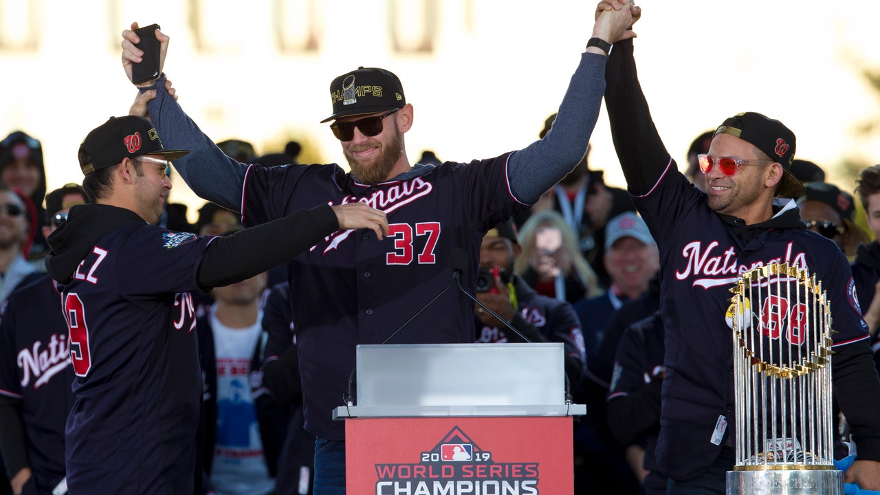 Strasburg opts out of Nats deal, $100M, to become free agent